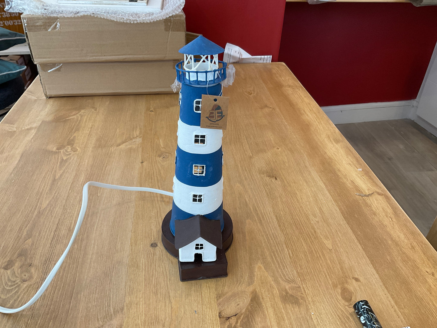 Lampe phare en métal